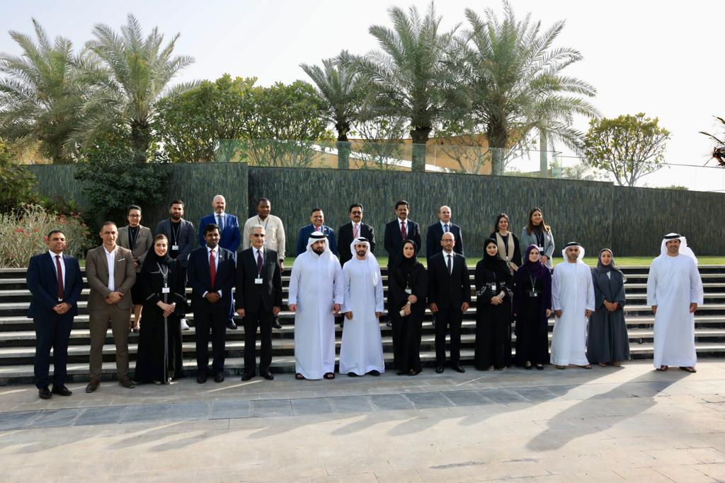 أحمد بن محمد: دبي ترسّخ مكانتها مركزاً للتميز في مختلف القطاعات